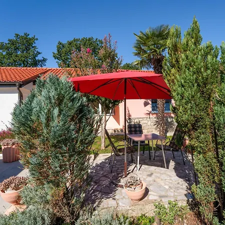 Franjo-2 By Interhome