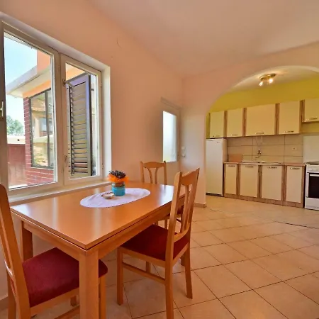 Franjo-2 By Interhome Hébergement de vacances *