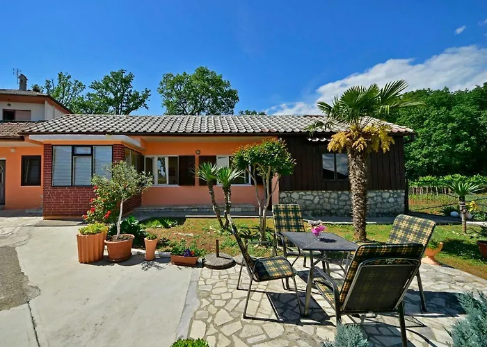 Franjo-2 By Interhome Ika